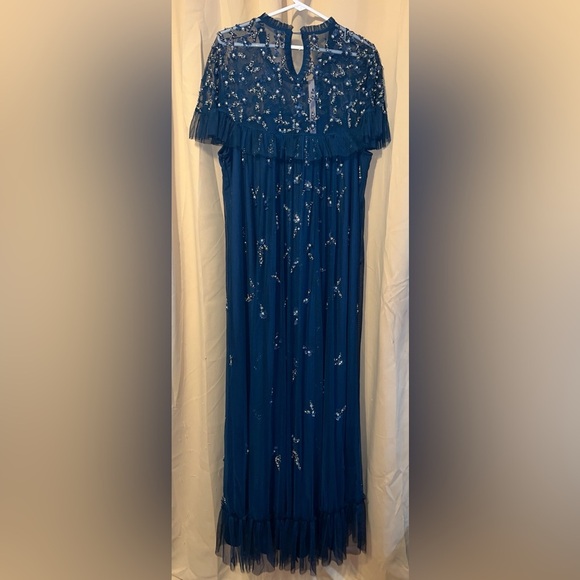 Mac Duggal 9262 NWOT High Neck Embellished Gown in Ocean Blue - Picture 6 of 9